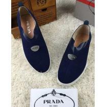 耐久性に優れ! 2026 PRADA プラダ カジュアルシューズ 2色可選
