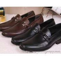 ムダな装飾を排したデザイン 2026 FERRAGAMO サルヴァトーレフェラガモ レザーシューズ靴 ビジネスシューズ 2色可選