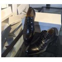 魅力的　2026 PRADA プラダ 激安　レザーシューズ靴 2色可選