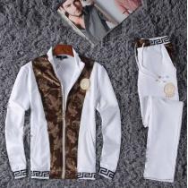 柔らかい質感 2026 VERSACE ヴェルサーチ ジャージセット 2色可選