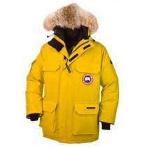 良い風合い   Canada Goose 高級感を演出する　ダウンジャケット 7色可選