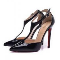 新作 2026 Christian Louboutinクリスチャンルブタン 華やかに演出するパンプス