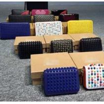 上品上質な 2026 Christian Louboutinクリスチャンルブタン 人気販売　財布 ファスナー　カードケース 多色選択可選択.473.