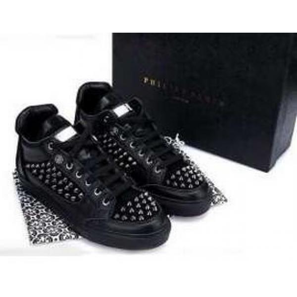 通気性も抜群　 2026秋冬 PHILIPP PLEIN フィリッププレイン シンプルなデザイン　フラットシューズ