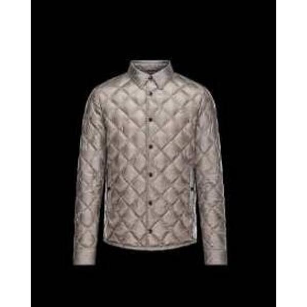 今季活躍　 2025秋冬 moncler モンクレール 存在感のあるダウンジャケット 2色可選