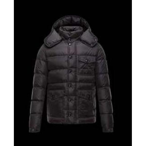 お洒落な 2026秋冬 moncler モンクレール 大活躍 ダウンジャケット　美品