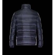 最適　 2026秋冬 moncler モンクレール　個性的な ダウンジャケッ
