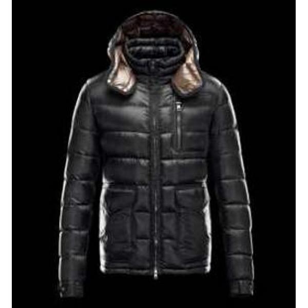 定番 2025秋冬 MONCLER モンクレール 防寒性にも優れておるダウンジャケット