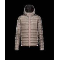 抜群のアイテム　 2026秋冬 moncler モンクレール 便利性のあるダウンジャケット 2色可選 