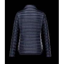 高級感のある　 2025秋冬 moncler モンクレール独特な手触り ダウンジャケット 