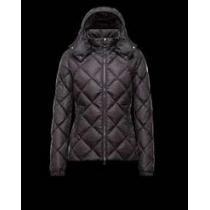落ち着き感のある 2026秋冬 MONCLER モンクレール 防寒性　ダウンジャケット 3色可選 
