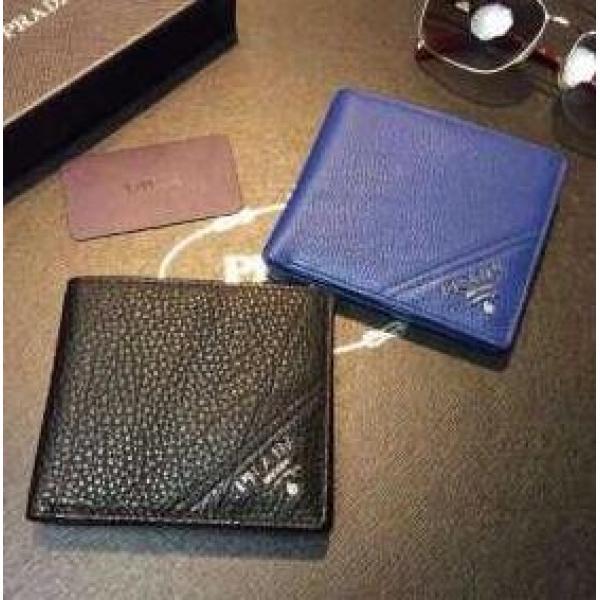独特な高級感　秋冬 prada プラダ　使い勝手も最高　 短財布 2色可選.158.