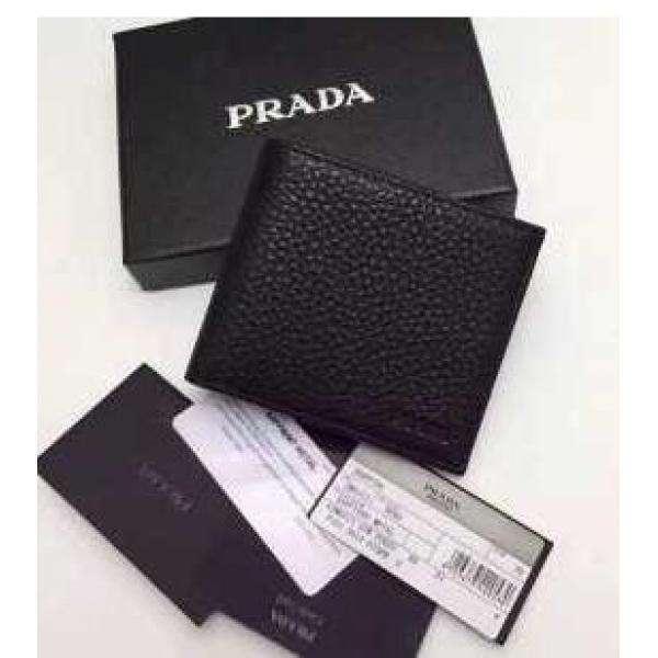 収納力抜群のアイテム 秋冬 prada プラダ 華やかに演出 上質な 短財布.158.
