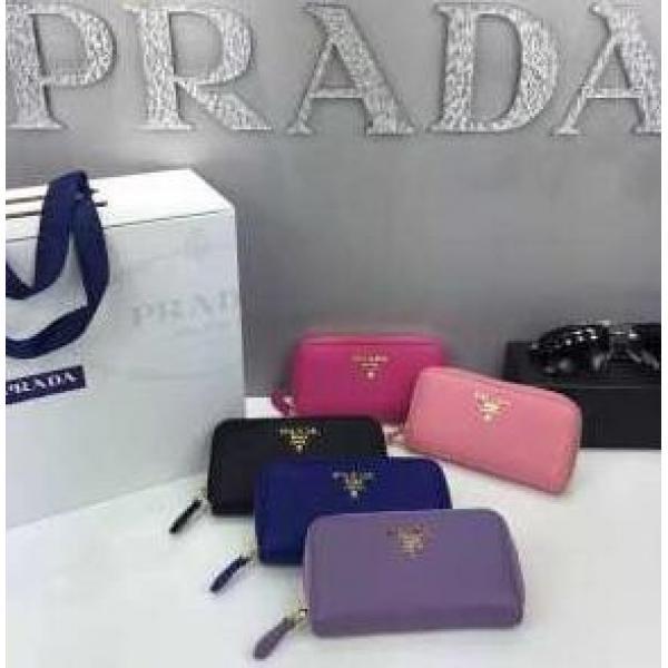 特別なデザイン　秋冬 prada プラダ 魅力的なキーケース 5色可選.158.