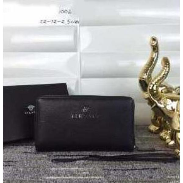 使い勝手抜群 VERSACE ヴェルサーチ 上質なビジネスケース.350.