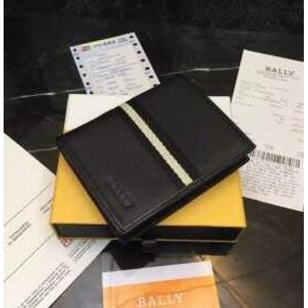 シンプルフォルムに　 人気激売れ bally バリー　収納数が多く 財布.170.