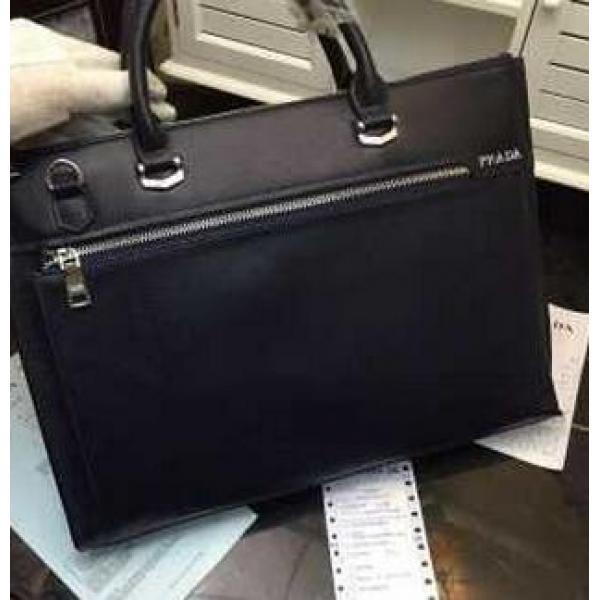 耐久性や機能性に prada プラダ 使い勝手がよく　ショルダー掛け 3色可選.57.