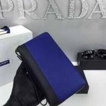 高級感溢れる　秋冬 PRADA プラダ　現代風のデザイン　ビジネスケース 2色可選 .105.