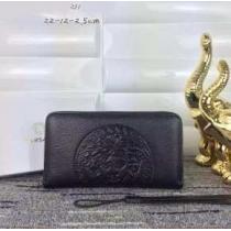 印象的なアイテム　秋冬 versace ヴェルサーチ 便利性のあるビジネスケース .350.