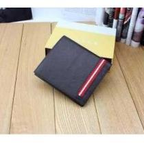 気品と高級感にあふれる bally バリー 便利性のある短財布 2色可選.170.