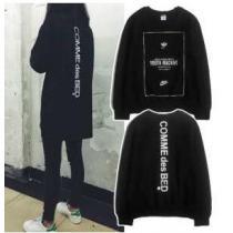 着心地も満点　 supreme シュプリーム 首胸ロゴ 使い勝手抜群　プルオーバーパーカー