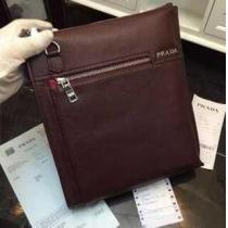 prada プラダ 収納できるショルダーバッグ 洗練な斜め掛けバッグ 3色可選.57.
