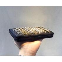 収納豊富　Christian Louboutin クリスチャン ルブタン　使い勝手もよい財布.473.