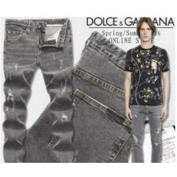 ファッションなスタイル 2026春夏 dolce&amp;gabbana ドルチェ＆ガッバーナ 存在感を放つジーンズ .