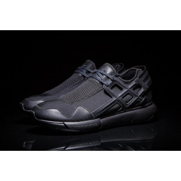 抜群の雰囲気が作れる! 2026 Y3 QASA racer black out スニーカー カジュアルシュッズ 足馴染みのいい