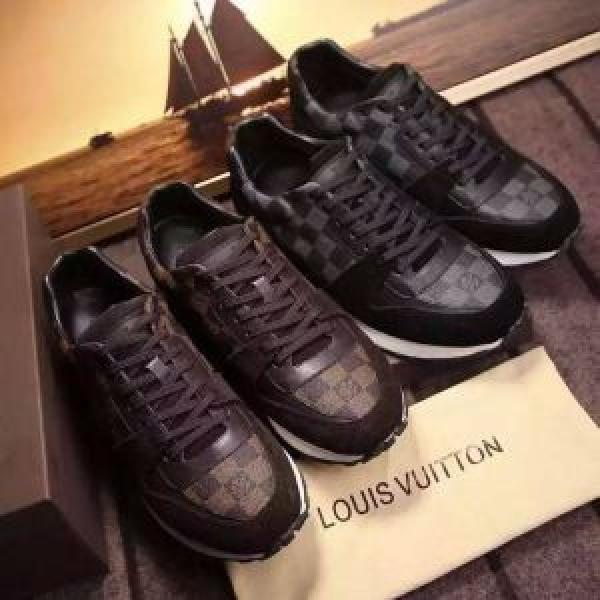 絶大な人気を誇る 2026 ルイ ヴィトン LOUIS VUITTON ランニングシューズ 2色可選 抗菌?防臭加工