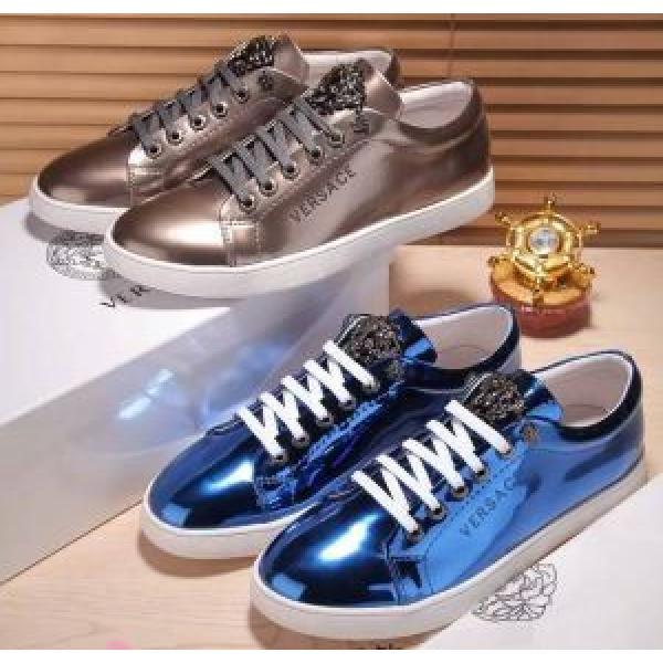 2025春夏 お買い得品 ヴェルサーチ VERSACE 脱ぎ履きしやすい/着脱しやすい フラットシューズ 2色可選