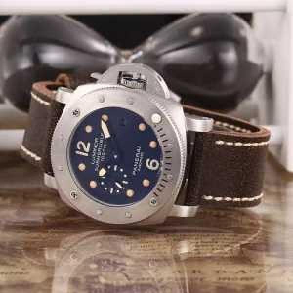 高級感溢れるデザイン2026 パネライ PANERAI 3針クロノグラフ 日付表示 腕時計.211.