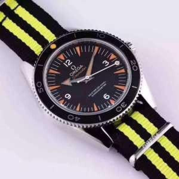2026 オメガ OMEGA お買得 3針クロノグラフ 透かし彫りムーブメント 男性用腕時計.194.