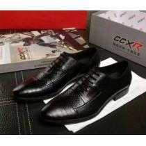 2026 首胸ロゴ サルヴァトーレフェラガモ FERRAGAMO レザーシューズ靴 2色可選