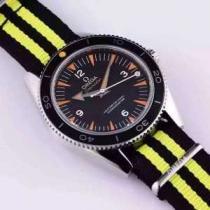 2026 オメガ OMEGA お買得 3針クロノグラフ 透かし彫りムーブメント 男性用腕時計.194.