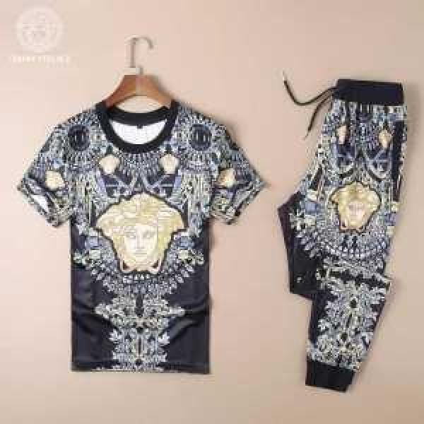 2026春夏 ヴェルサーチ VERSACE 高級感溢れるデザイン 半袖セットアップ
