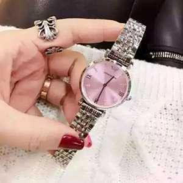 最旬アイテム 2026 ARMANI アルマーニ オリジナル　クオーツ?ムーブメント 2針クロノグラフ 腕時計.198.