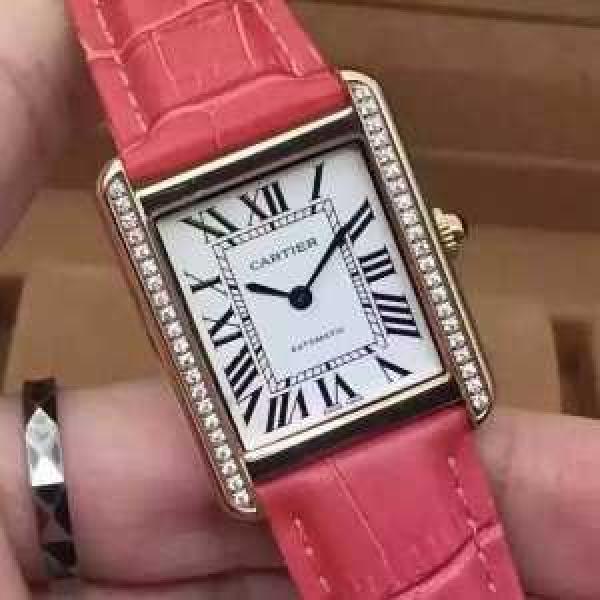 魅力的 2026 CARTIER カルティエ サファイヤクリスタル風防 スイスムーブメントETA2671 女性用腕時計 3色可選.199.