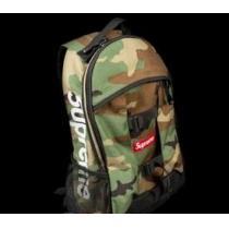 大容量　【SUPREME】14SS Logo Backpack 収納ポケットも充実した　ロゴバックパック　リュック..161.