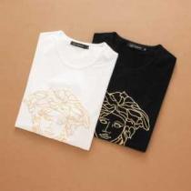 セレブ風  2026春夏 ヴェルサーチ VERSACE 半袖Tシャツ 2色可選