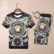 人気 ランキング 2026春夏 ヴェルサーチ VERSACE 半袖セットアップ