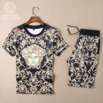 大特価 2026春夏 ヴェルサーチ VERSACE 半袖セットアップ