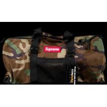 レジャーの必須アイテム　Supreme シュプリーム　コンツアーダッフルバッグ　カモフラージュ..161.