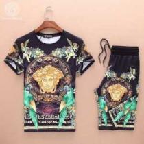 極上の着心地 2026春夏 ヴェルサーチ VERSACE 半袖セットアップ