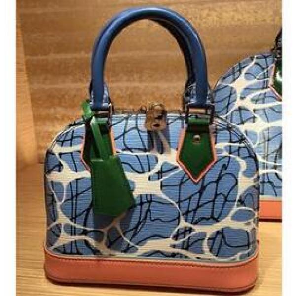 シンプルなデザイン　ルイヴィトン　 Louis Vuitton アルマPM 　印象的にバッグ..45.