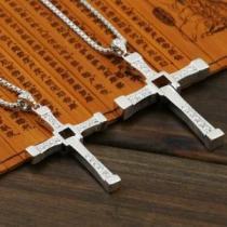 大人のセンスを感じさせる 2026 クロムハーツ CHROME HEARTS シルバー925 ペンダントトップ 十字架 2色可選