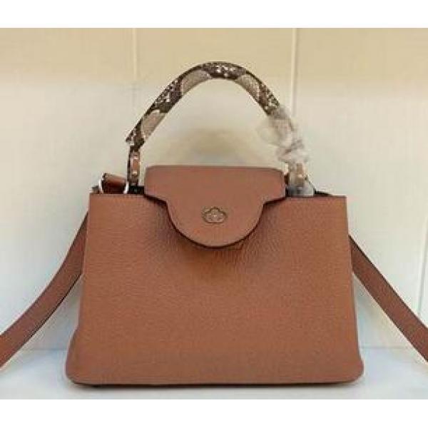 美品　ルイヴィトン　カプシーヌBB　カーフレザーｘパイソン　貴重なショルダーバッグ　2WAYバッグ　ホワイト..49..49..49..49..49..49..49..49..49..49..49..49.