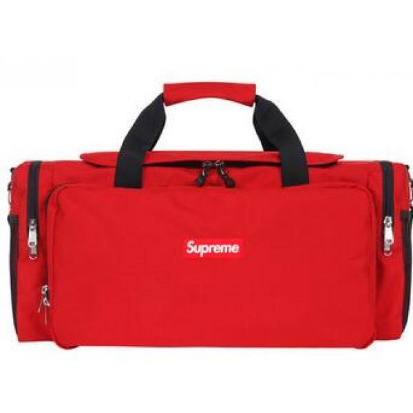 実用性に溢れるアイテム　Supreme シュプリーム  ダッフル　活躍　バッグ..161.