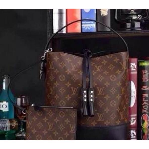 貴重品　ルイ・ヴィトン　モノグラム・イドール　　機能的なハンドバッグ　タッセル..49..49..49..49..49..49..49..49..49..49..49..49.