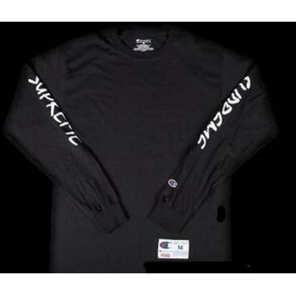  定番のアイテム　シュプリーム チャンピオンロングスリーブ　圧倒的なTシャツ　ブラック.